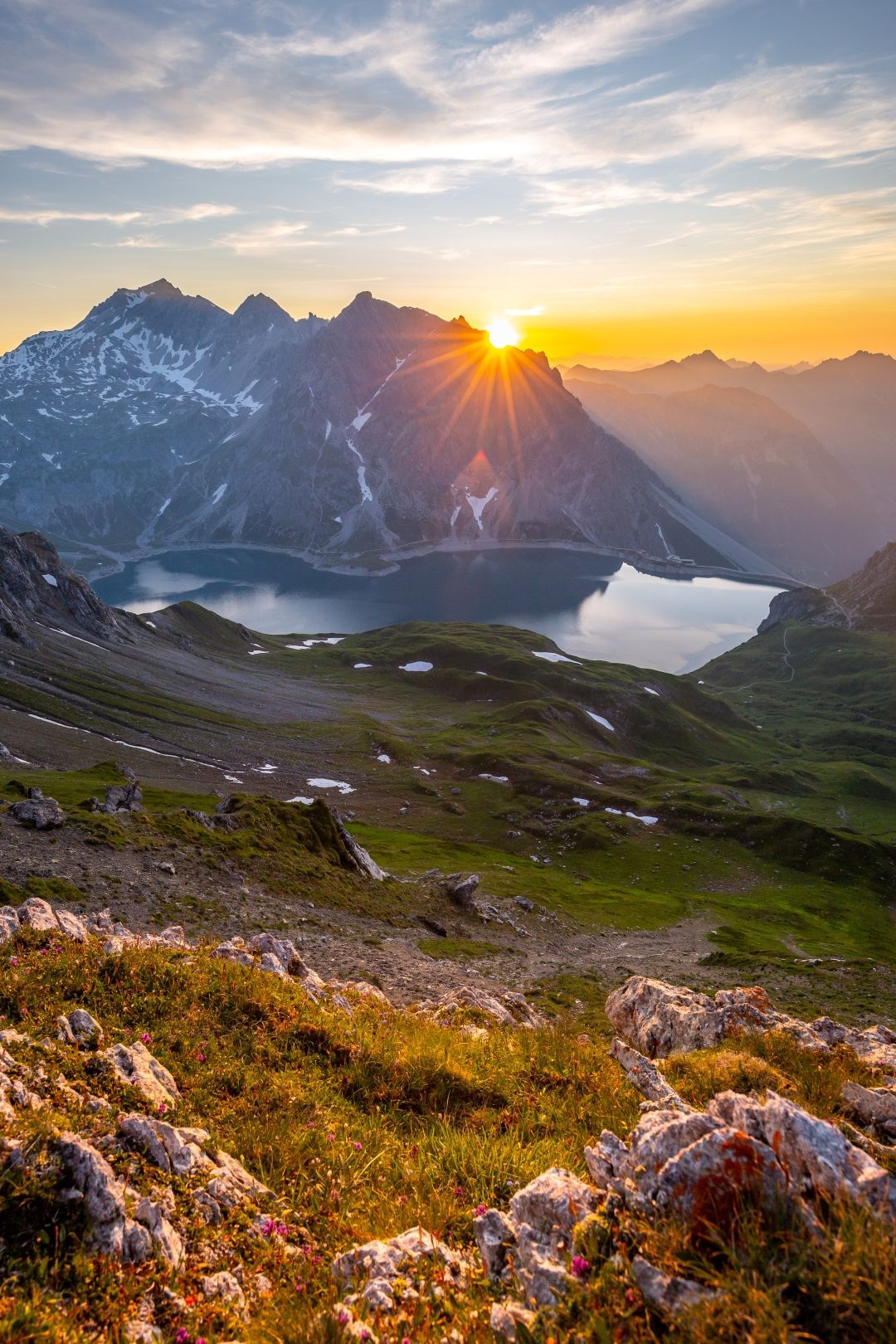 Tirkizno jezero skriveni je dragulj Alpa, evo zašto ga želimo posjetiti