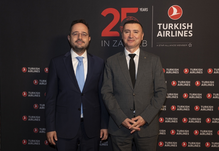 Omer Faruk Sonmez, potpredsjednik Turkish Airlinesa za južnu Europu, Gurhan Sözen generalni direktor za Hrvatsku