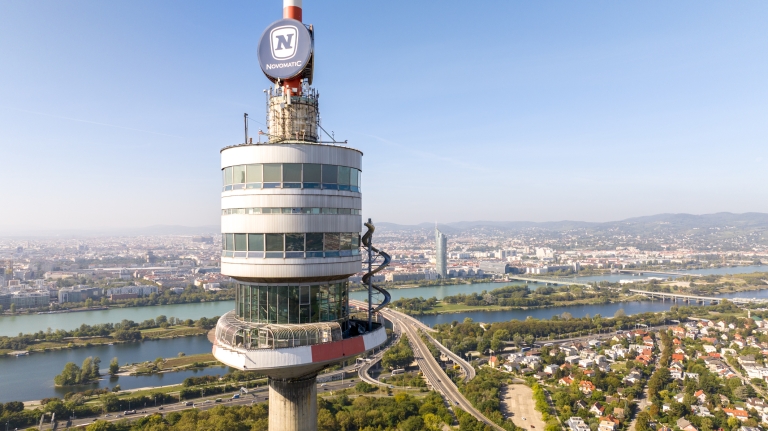 Tobogan na Dunavskom tornju u Beču
