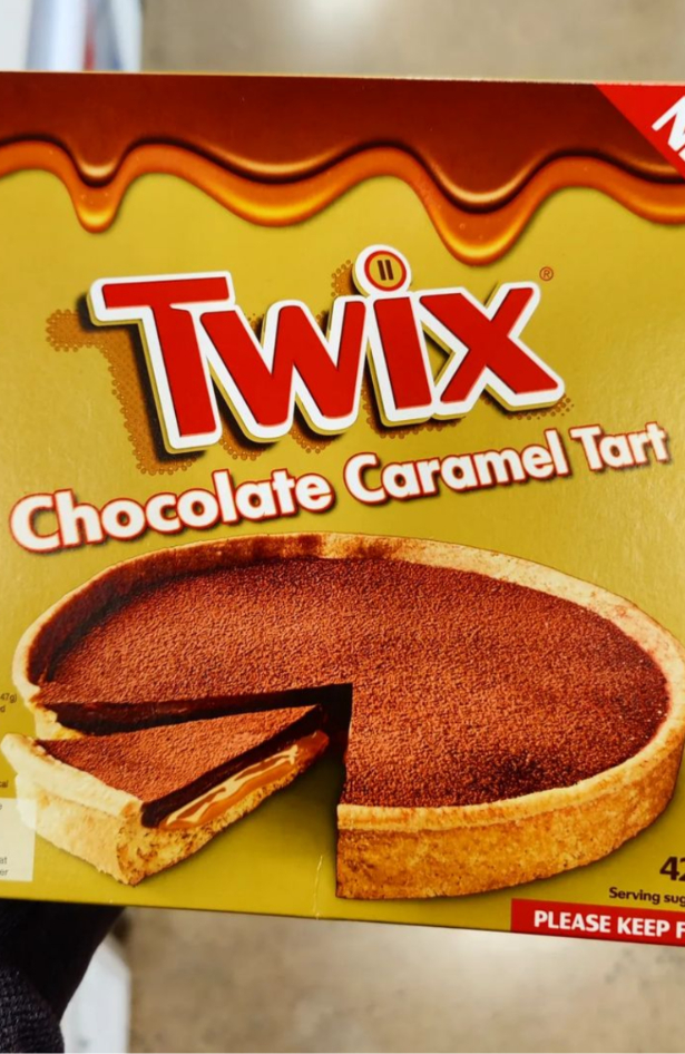 Twix tart od čokolade i karamele nova je slastica koju želimo isprobati već danas