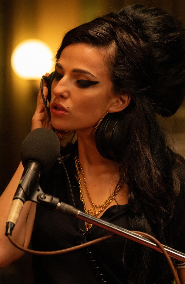 U kina je stigao biografski film o Amy Winehouse. Je li poznata pjevačica dobila prikaz kakav zaslužuje?