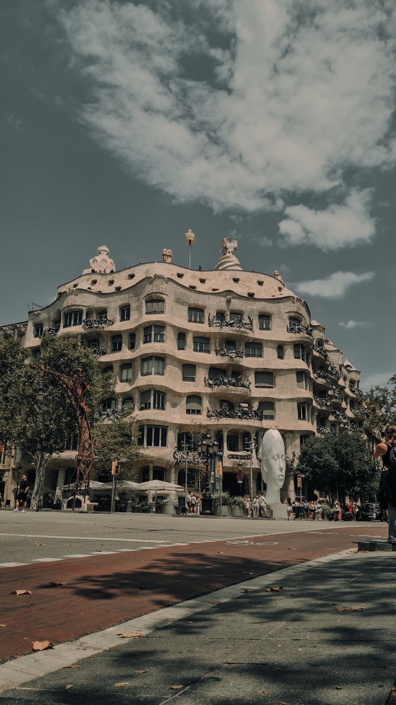 Casa Mila, Barcelona_pexels (3).jpg