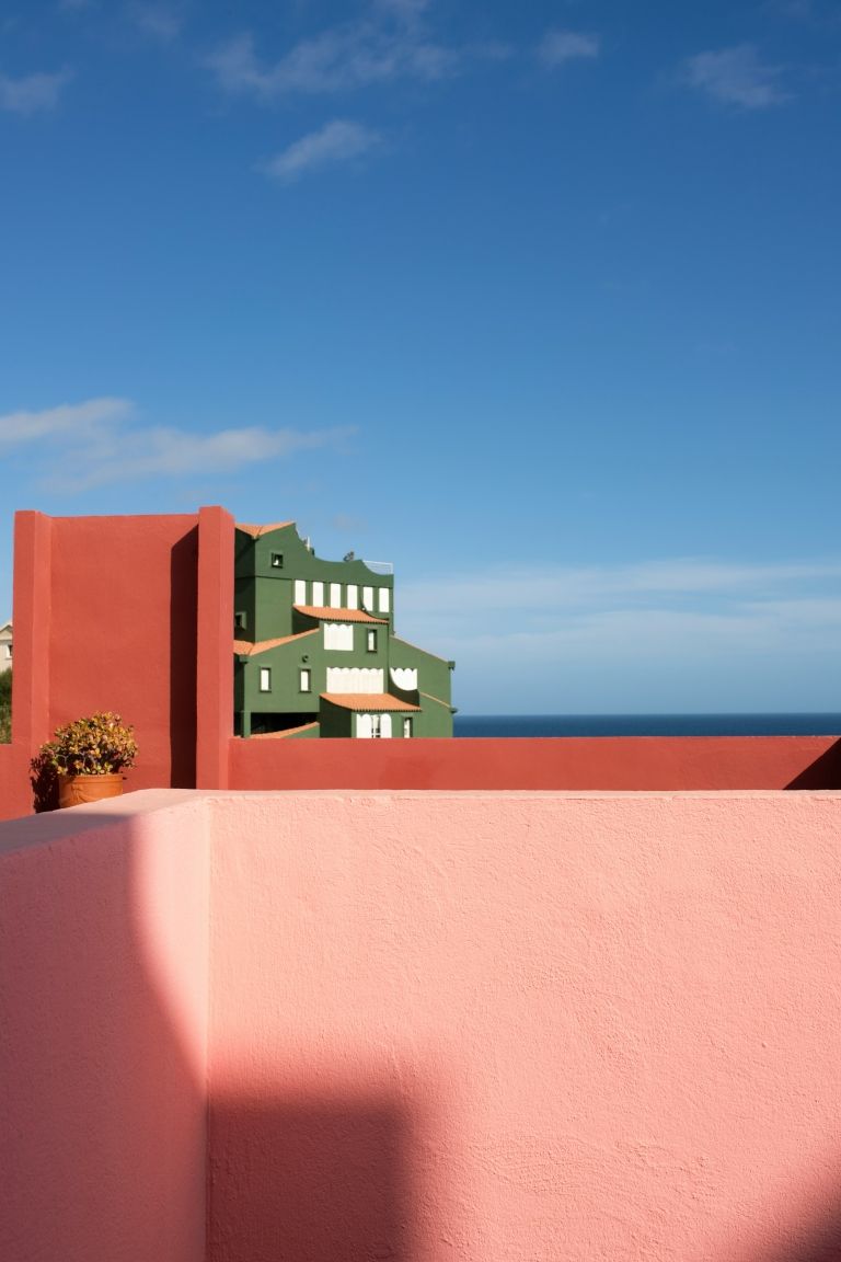 La Muralla Roja_lena-polishko-unsplash_foto