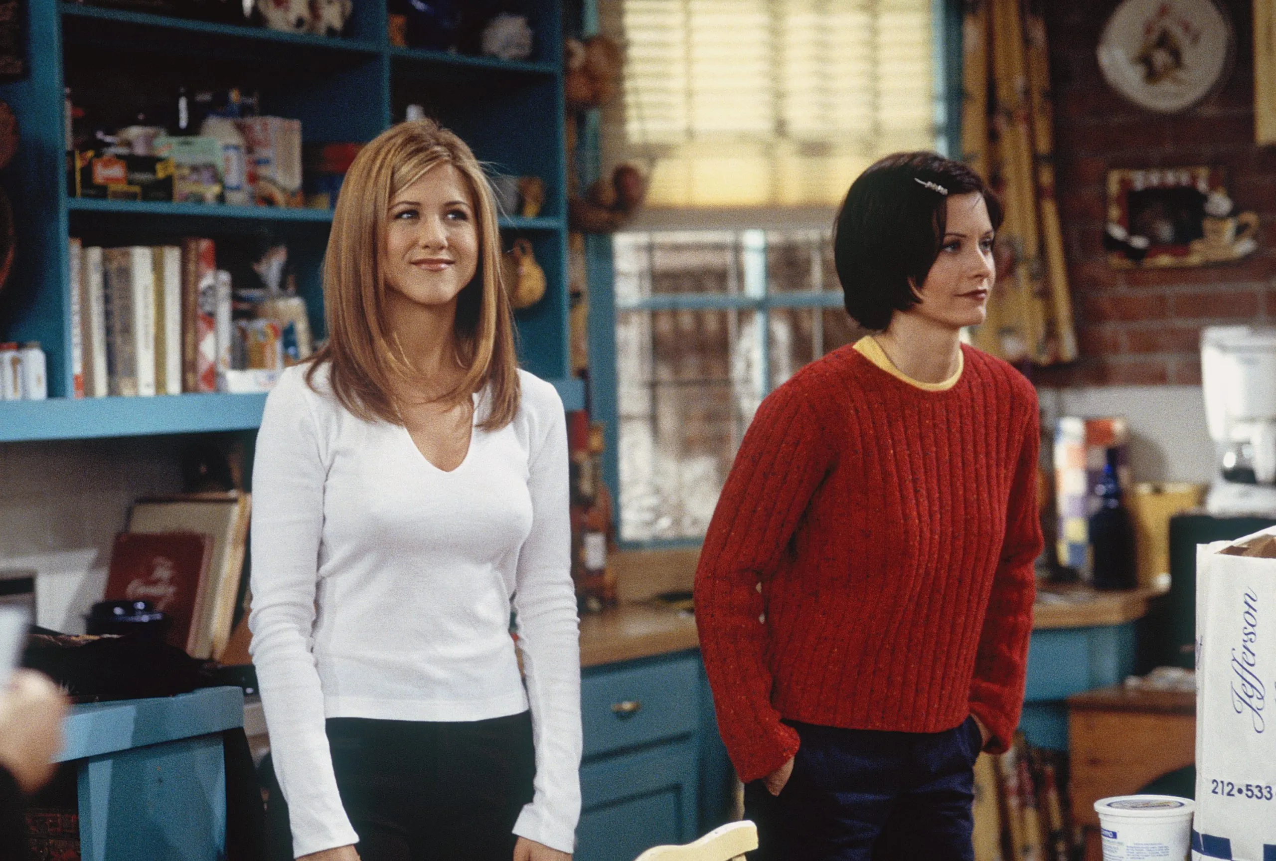 Znamo koji su ruž nosile Jennifer Aniston i Courteney Cox u Prijateljima. Može se kupiti i danas