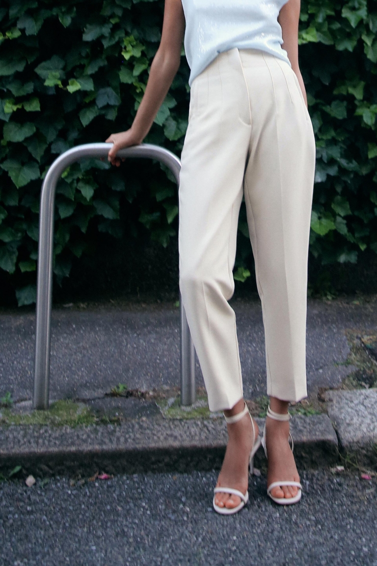 zara hlače
