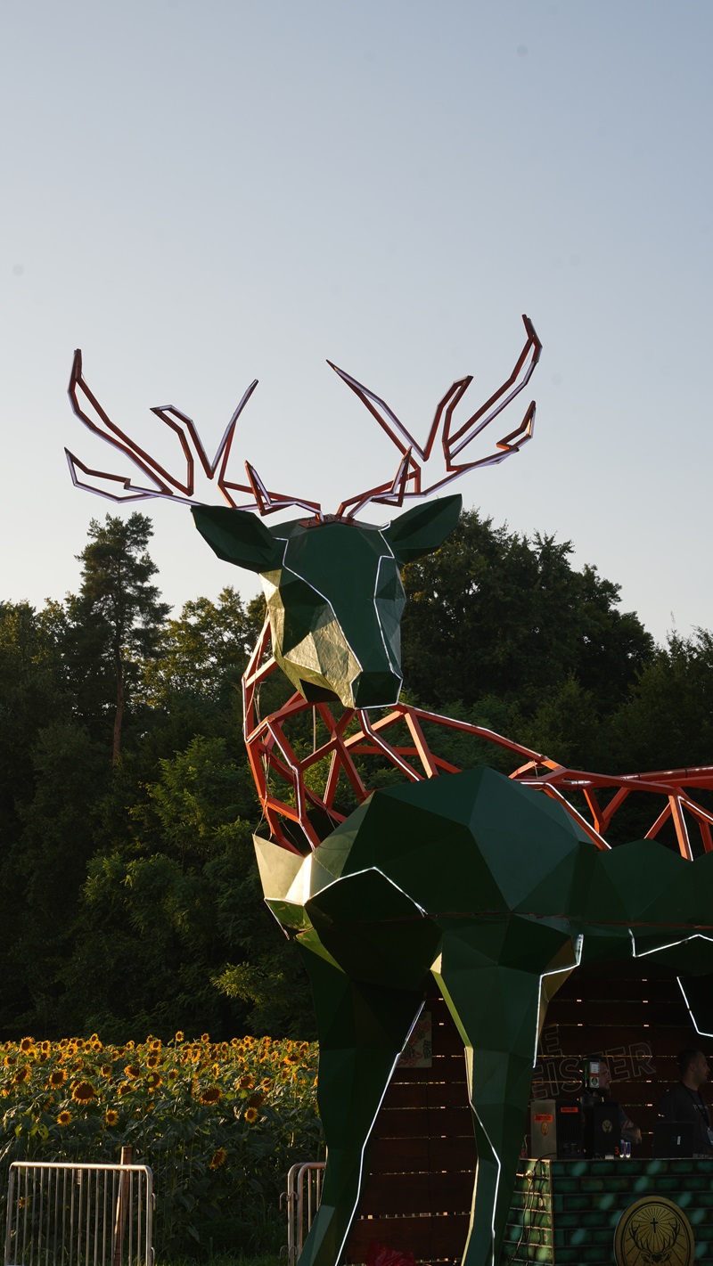 Jägermeister i ove godine dovodi svog jelena na mjesta najbolje zabave u Hrvatskoj