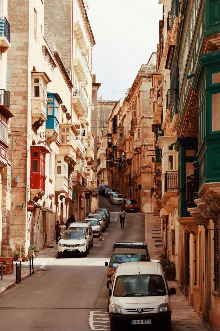 Malta_pexels-efrem-efre