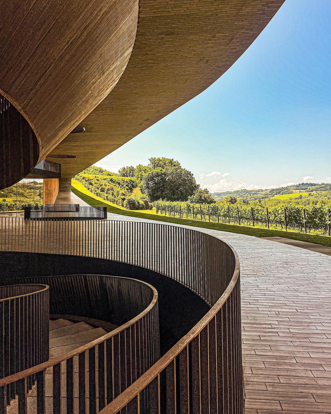 Skrivena vinarija u Toskani zasigurno je jedna od najljepših na svijetu