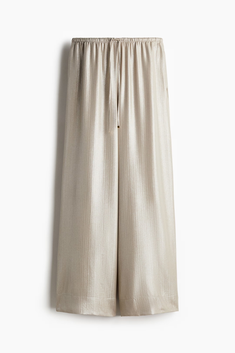 bijele i bež hlače H&M