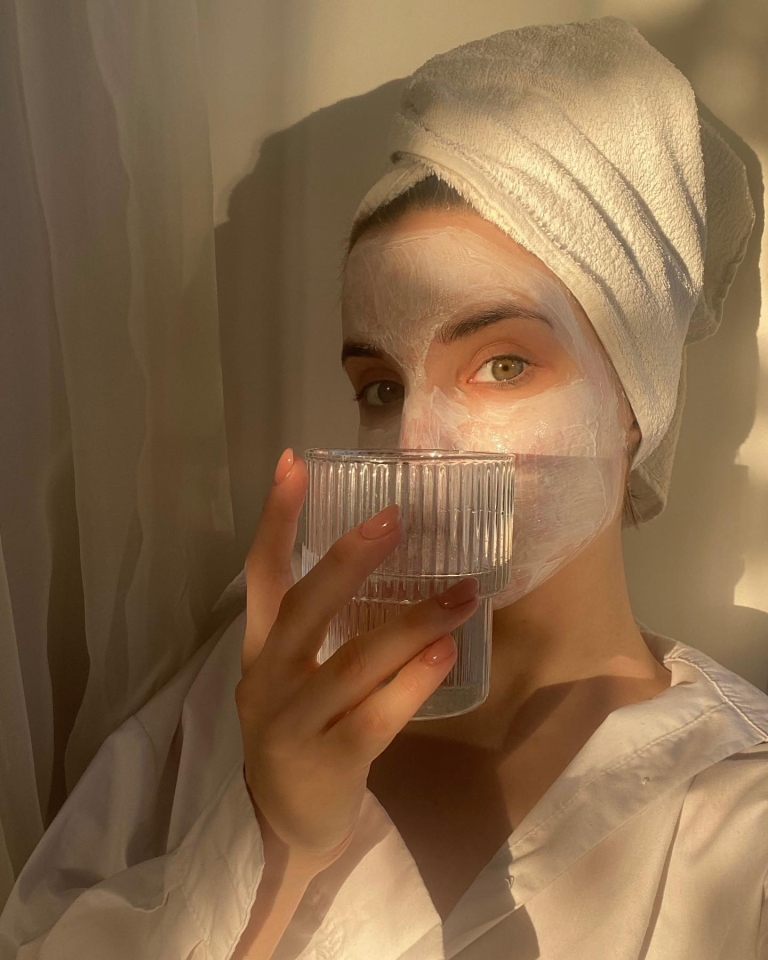 Glass skin: Trik s kultnom Nivea kremom za blistavu kožu lica