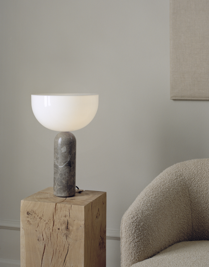 Ova elegantna stolna lampa detalj je koji će u vaš dom unijeti dašak romantike, a evo zbog čega je posebna