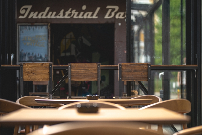 vintage-industrial-bar-ljetni-vrt1