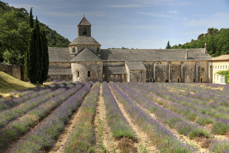 jug Francuske_Gordes_pexels-mmg-cancelli-11267022