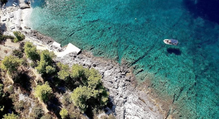 plaža Robinson_Hvar