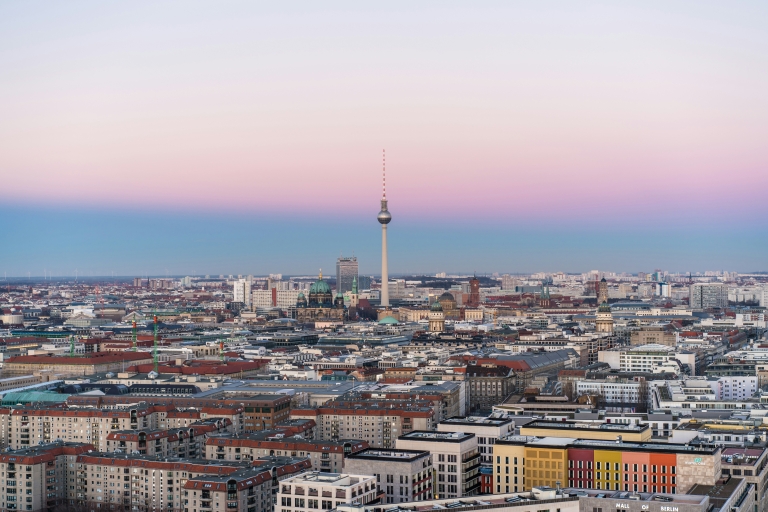 Berlin_jonas-tebbe-LDMDCVtQqR4-unsplash
