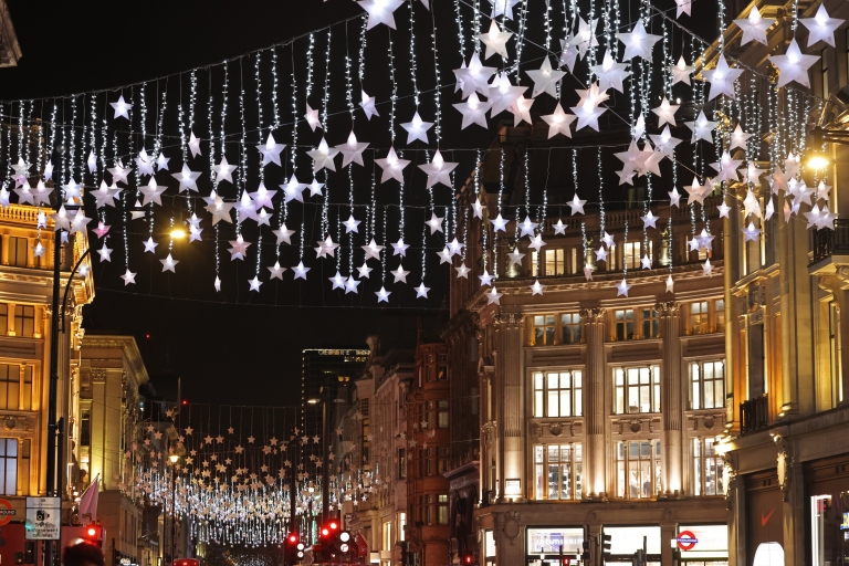 Oxford-Street-Christmas-Lights_profimedia-1050137566