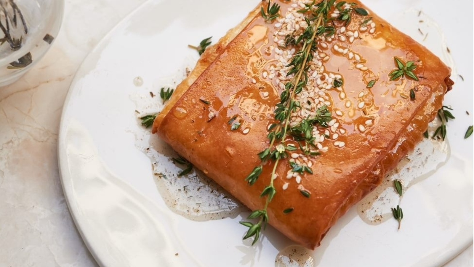 Danas za večeru radimo feta saganaki – ukusno grčko jelo gotovo u nekoliko minuta