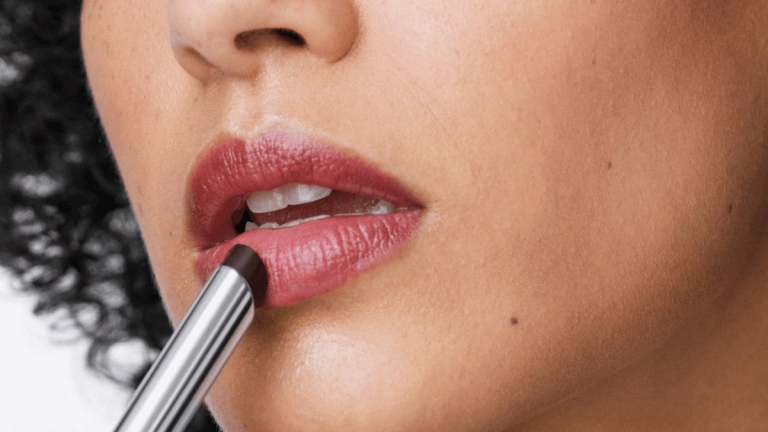 Clinique Black Honey Almost Lipstick (1)