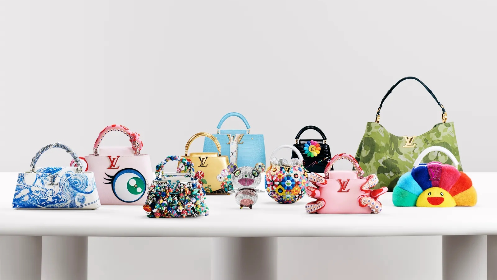 U novoj etapi suradnje, Takashi Murakami i Louis Vuitton predstavljaju viziju kultne Capucines torbe