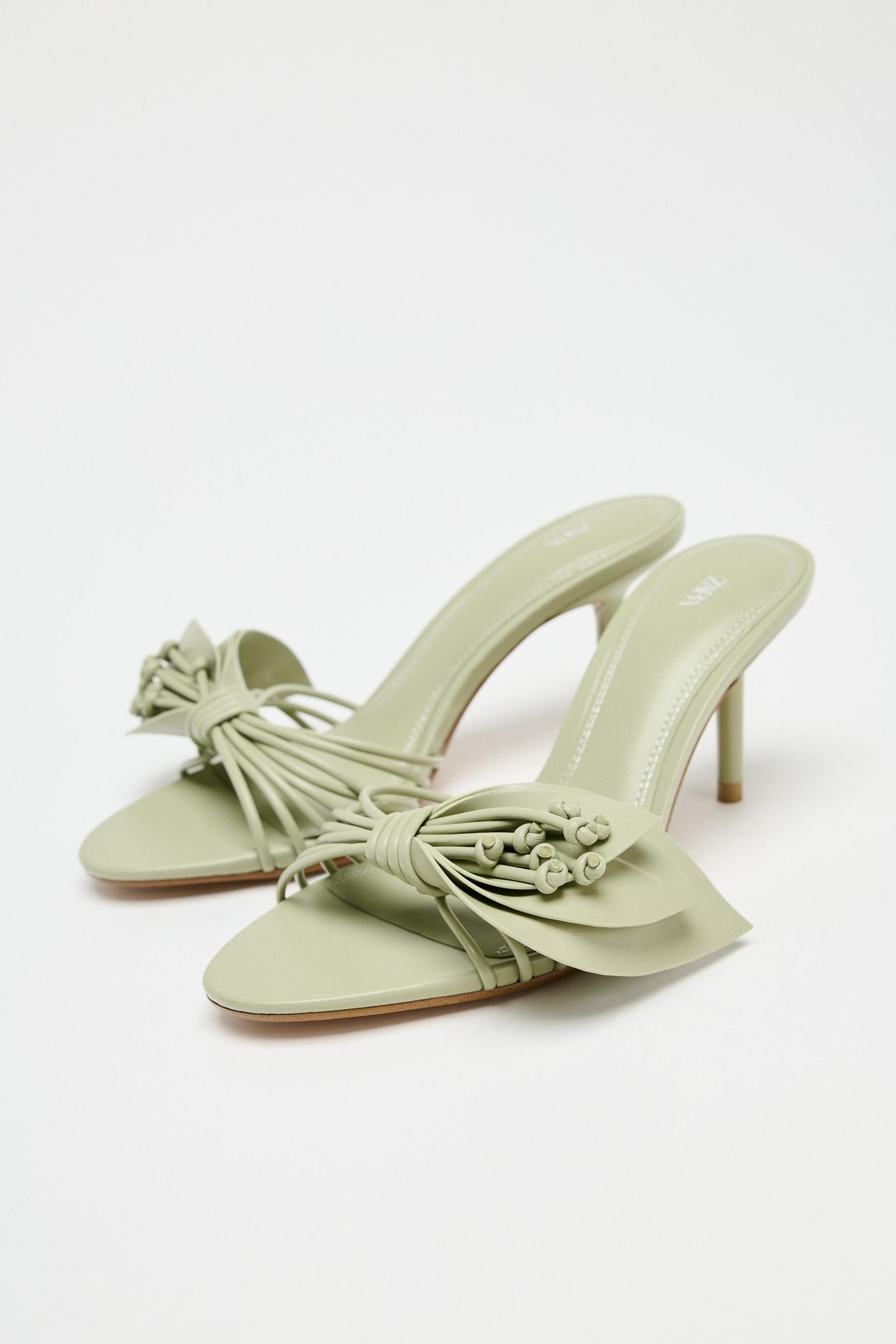 Zara sandale s cvjetnim motivom