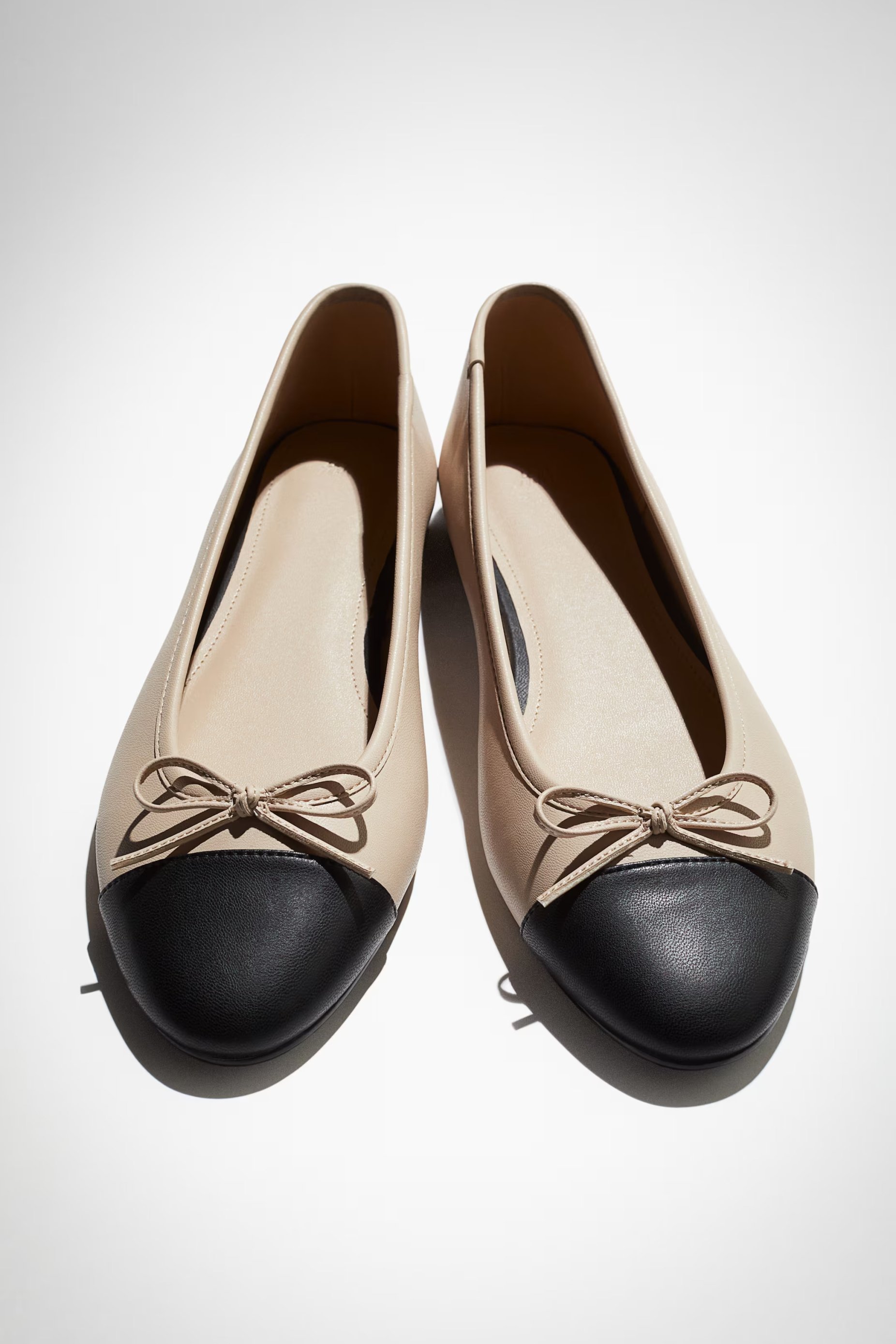 H&M dvobojne balerinke