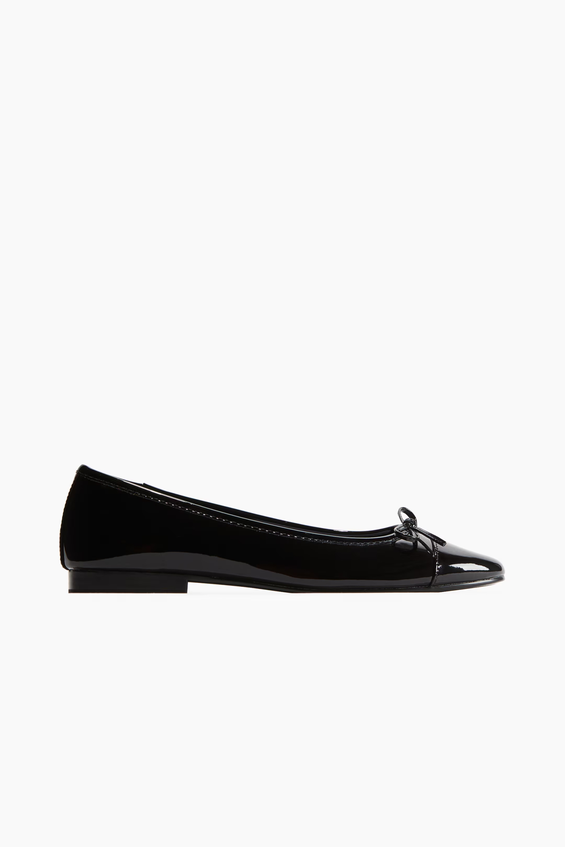 H&M balerine nalik Chanel