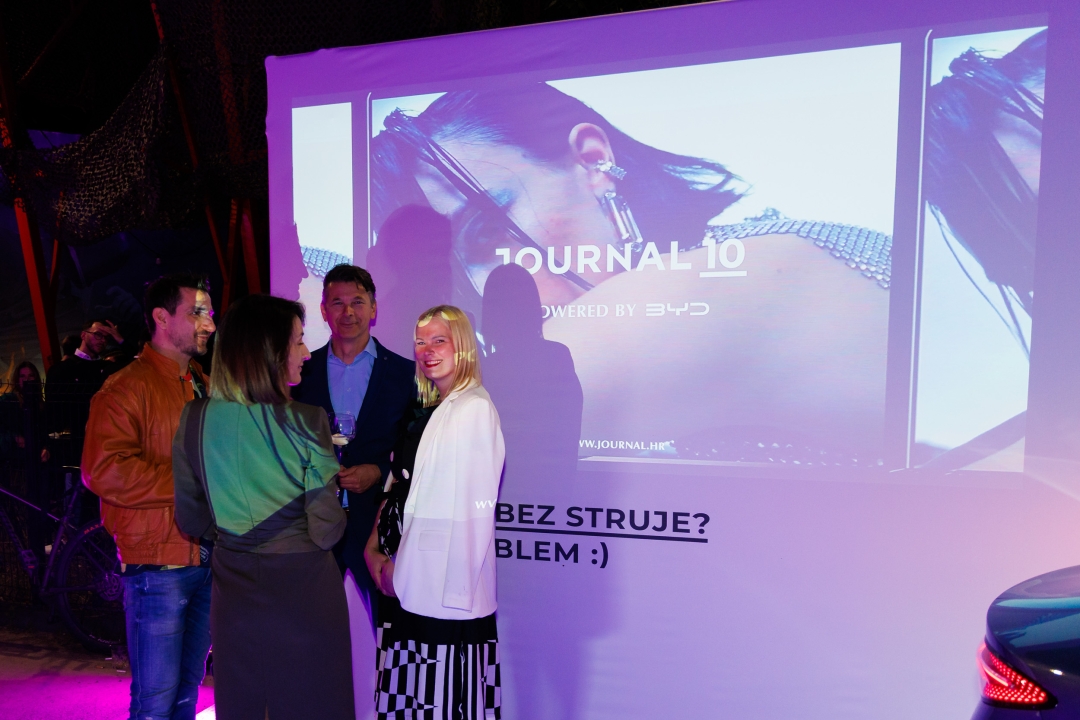 JOURNAL10 party