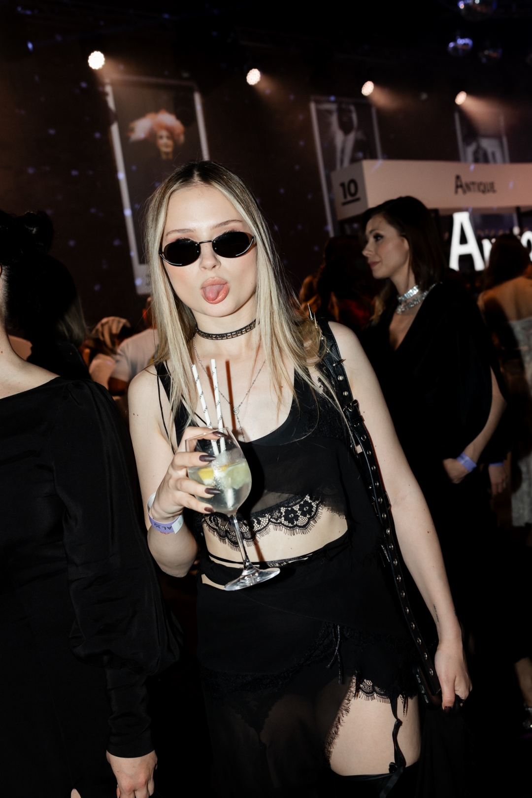 JOURNAL10 party
