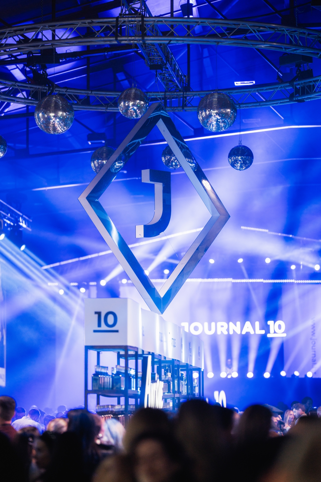 JOURNAL10 party