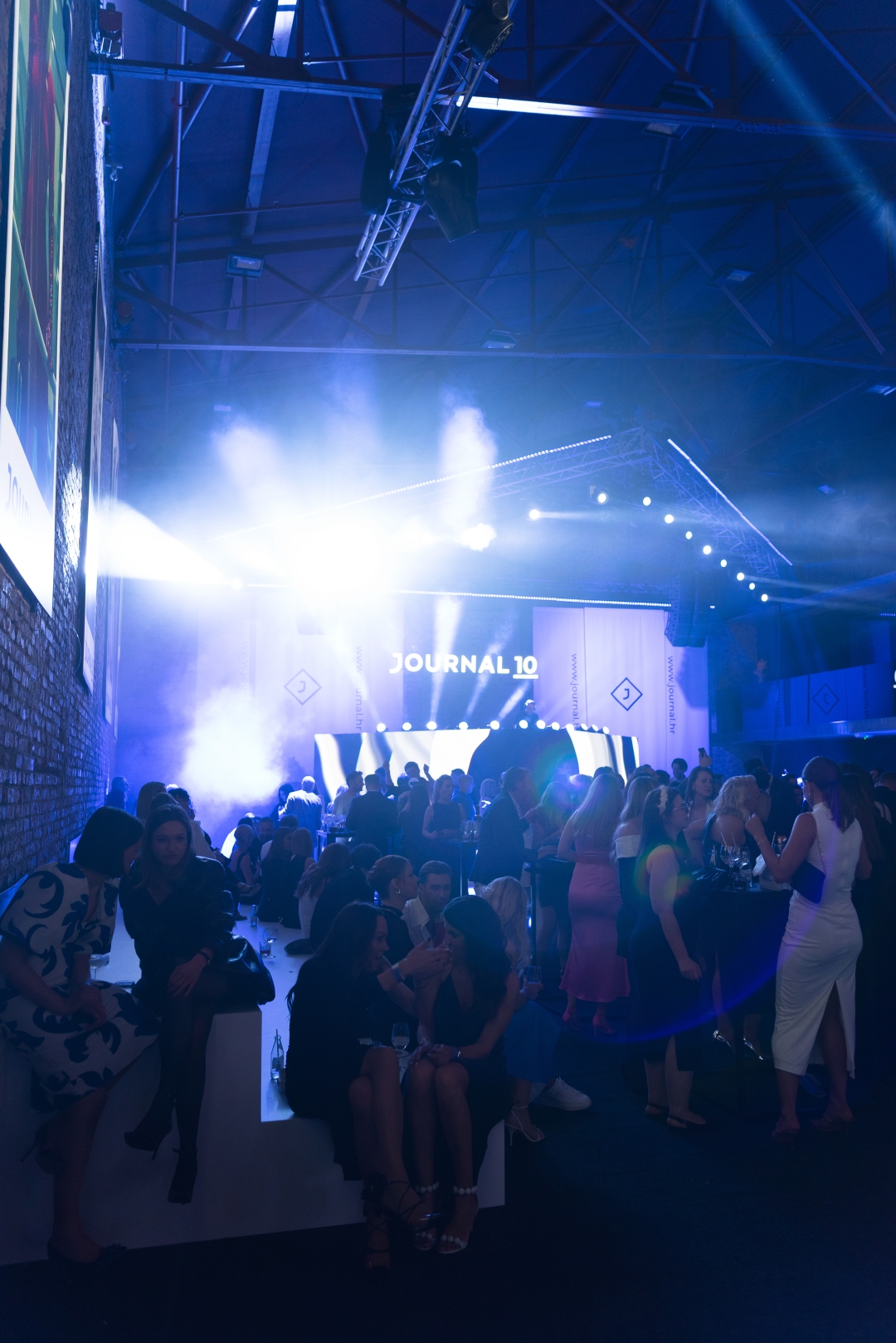 JOURNAL10 party