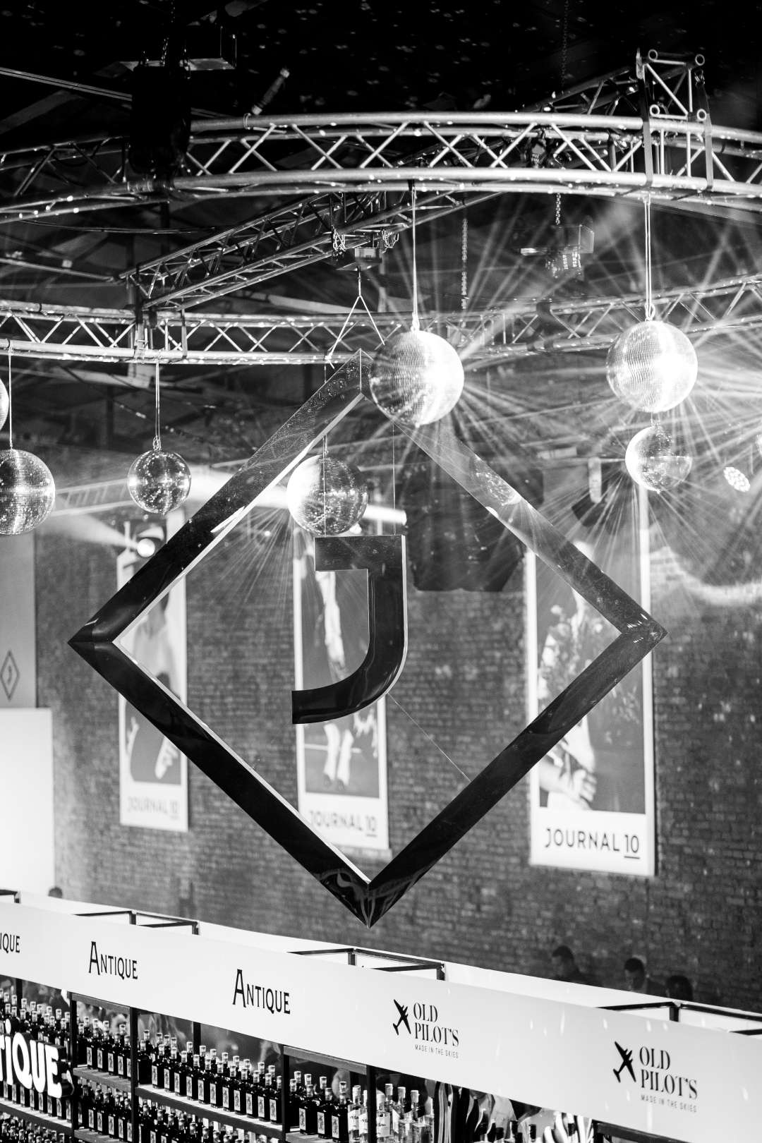 JOURNAL10 party