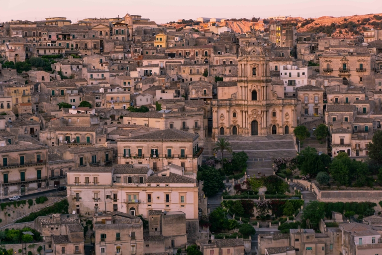 Modica_claudio-mezzasalma-xvb3F3OrRhs-unsplash