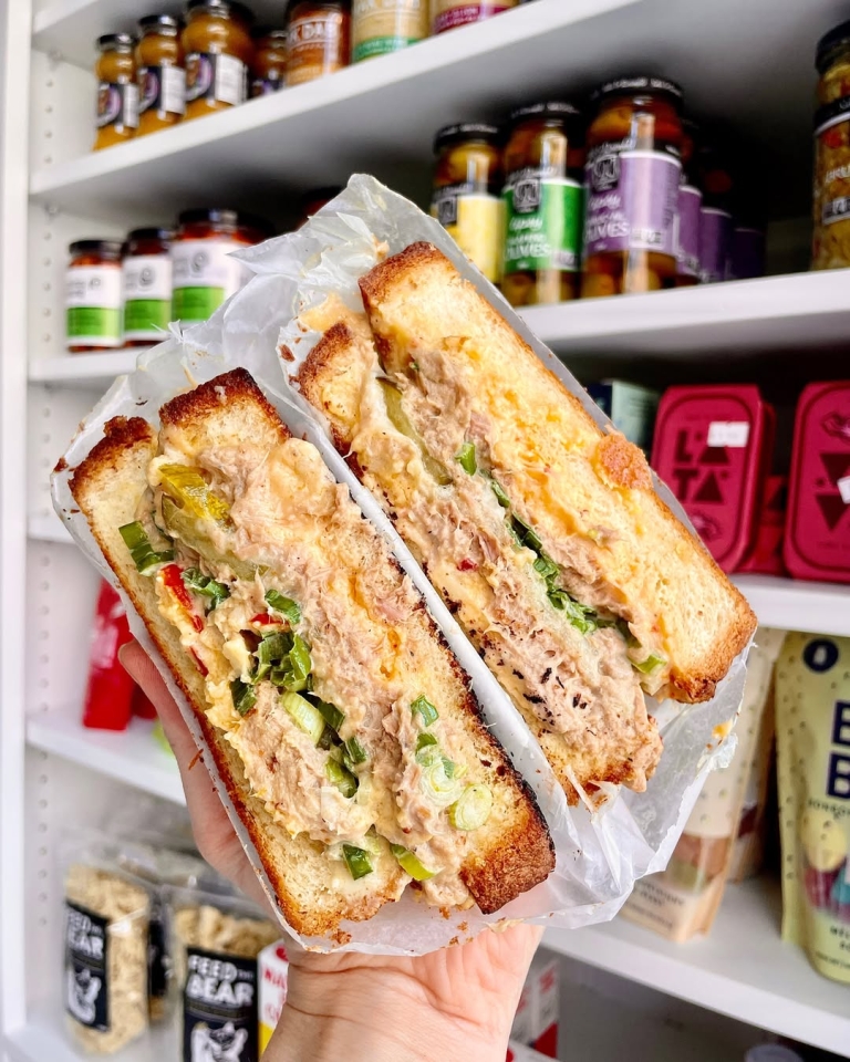 tuna melt sendvic