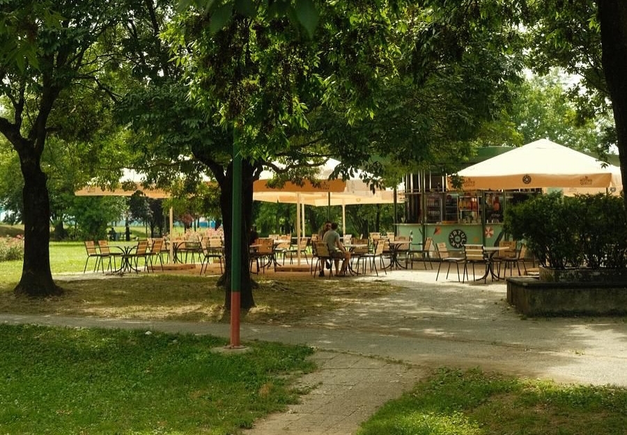 Mladi par u Zagrebu pokreće val dnevnih partija u prirodi uz kavu, koktele, zalogaje i DJ-a. Imamo detalje
