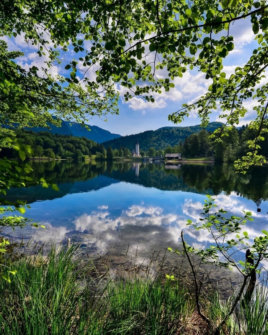 Zašto je Bohinjsko jezero idealna proljetna destinacija?