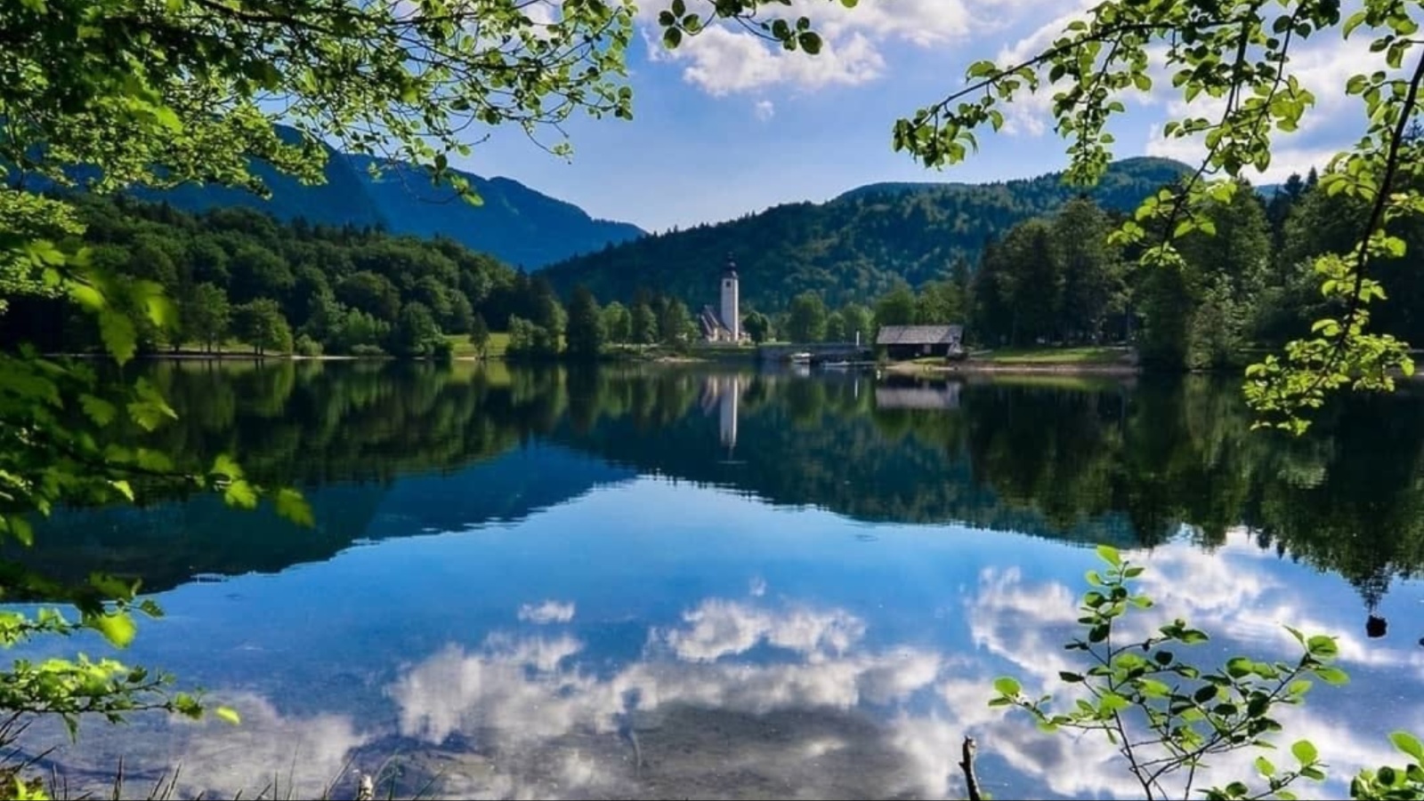 Zašto je Bohinjsko jezero idealna proljetna destinacija?