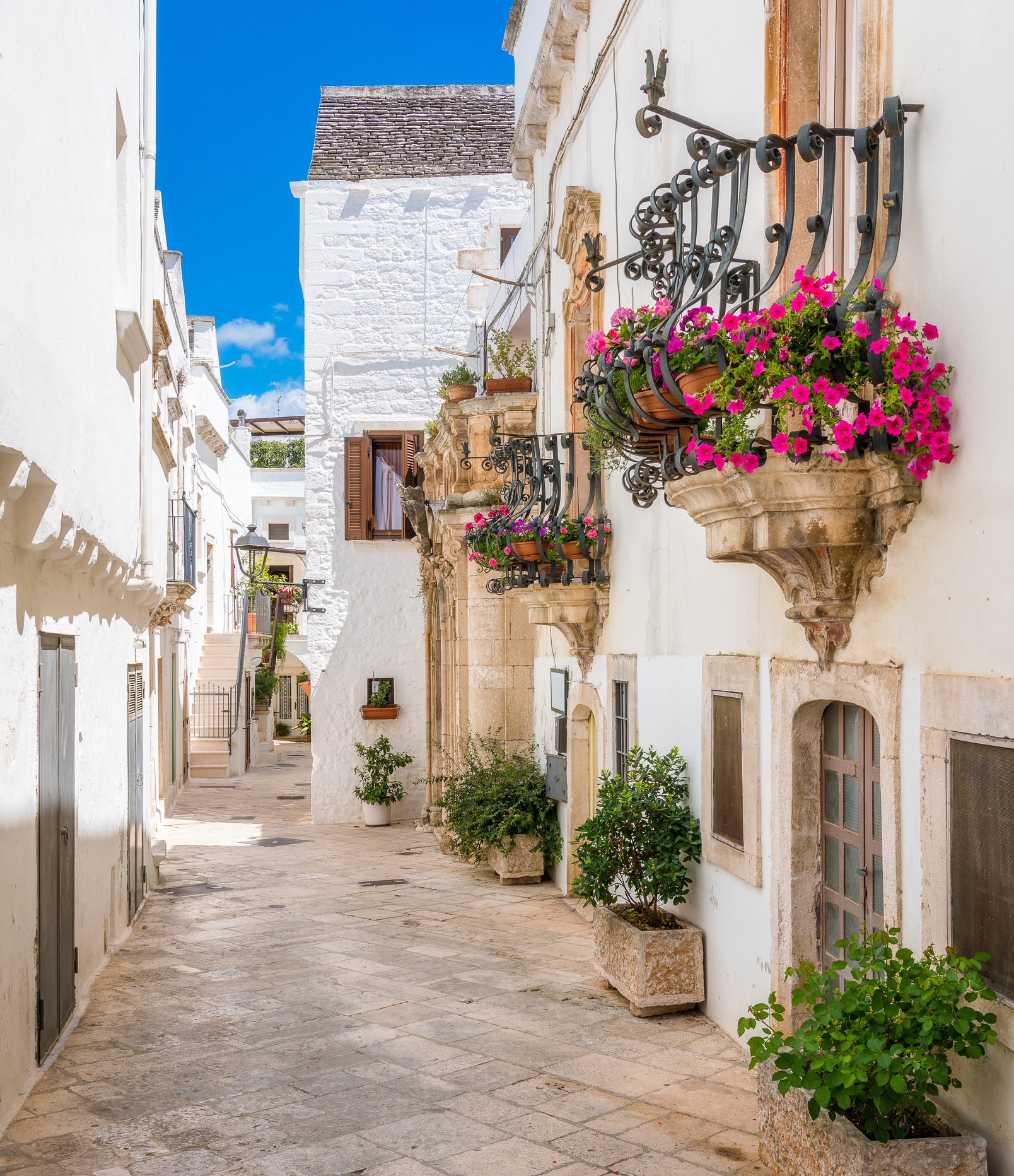 Locorotondo_e55evu_iStock-1162011508