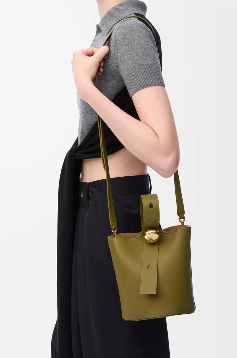 Loewe Pebble bucket torba