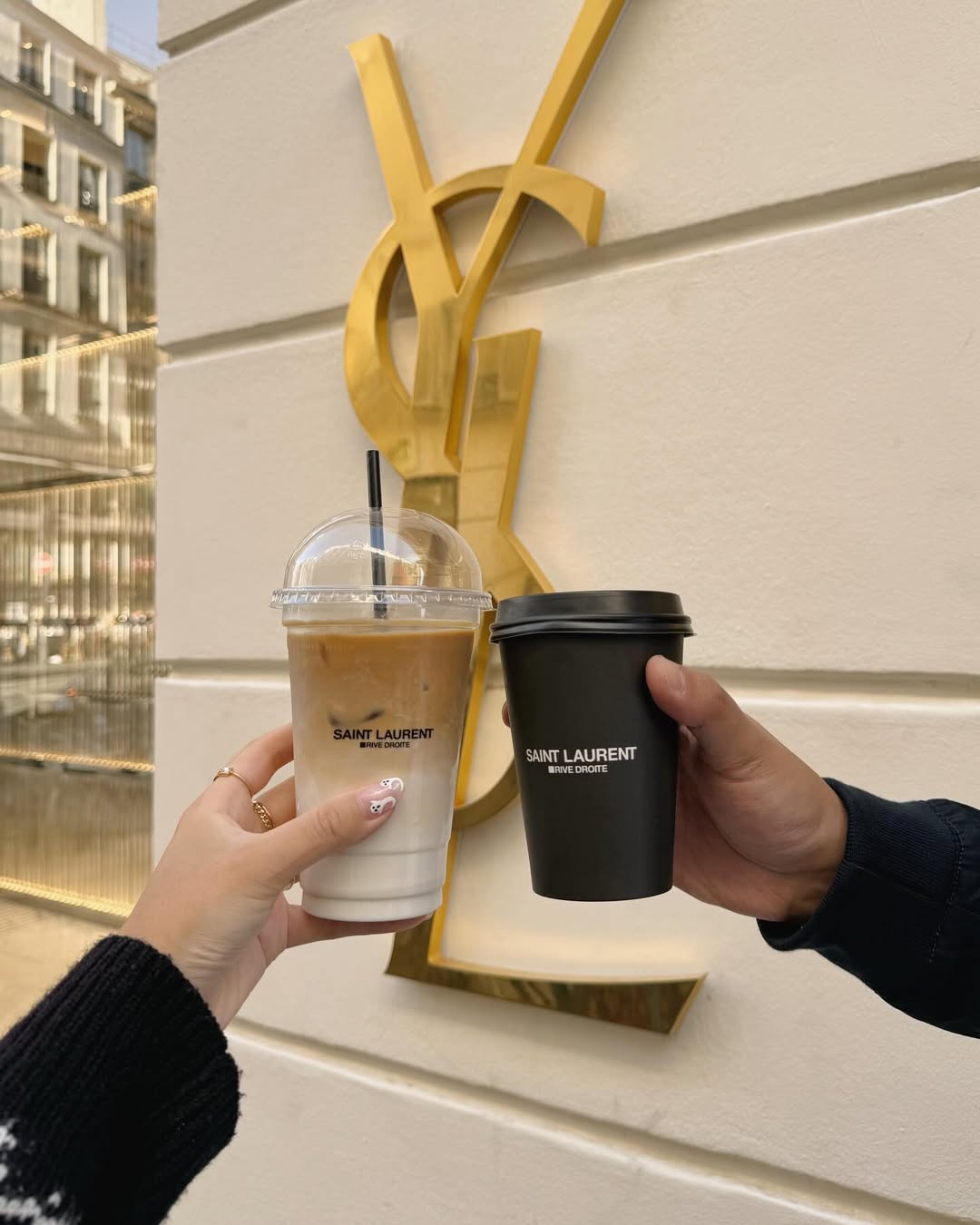 Saint Laurent Café ponovno je otvorio svoja vrata u Parizu