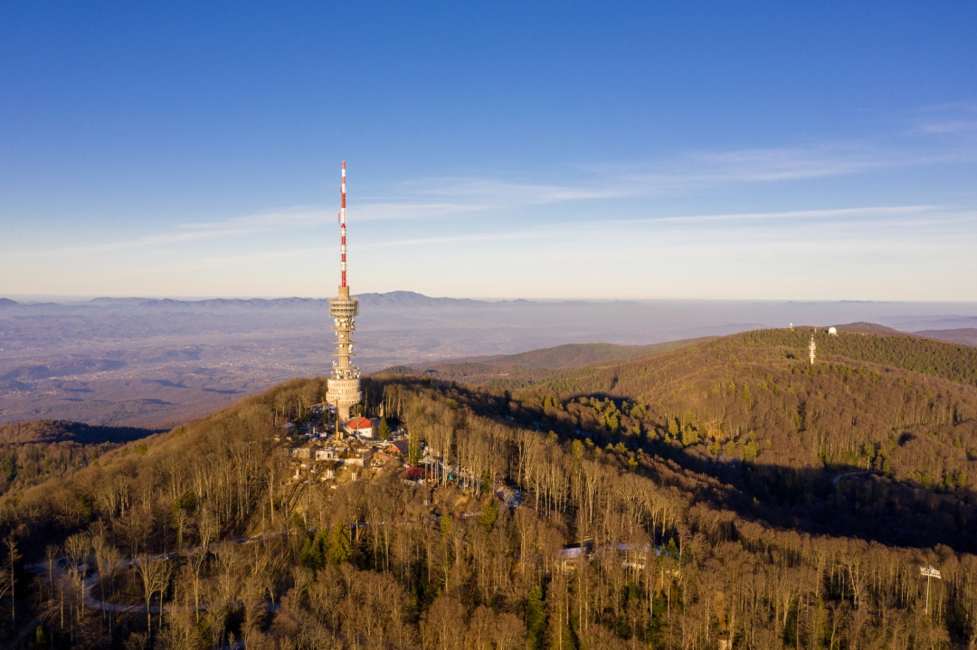 Sljeme_Medvednica_Mindaugas Dulinskas_iStock-1305872856