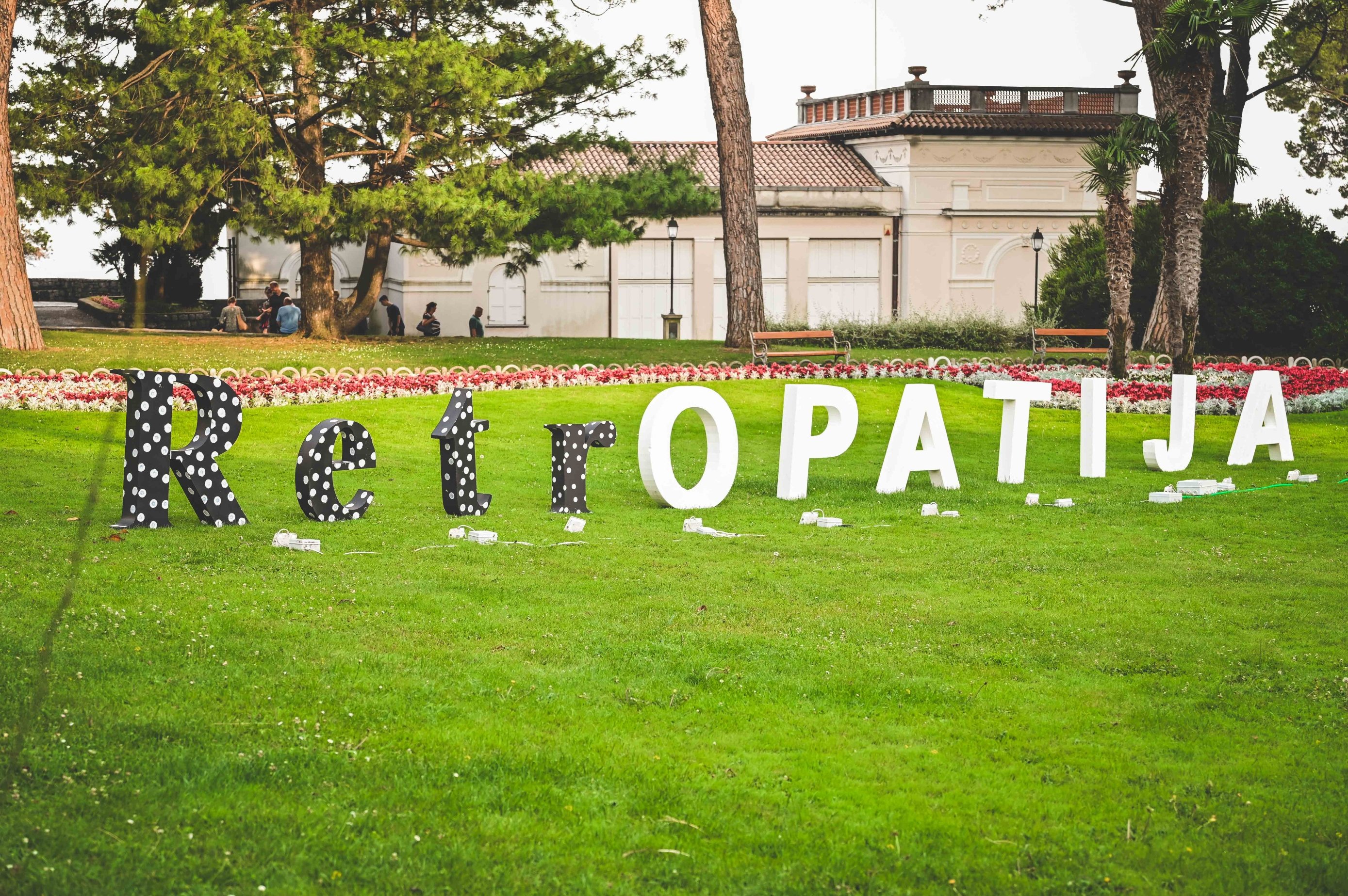 Ovog ljeta očekuje nas najveći retro spektakl u regiji. Opatija postaje živopisni vremeplov