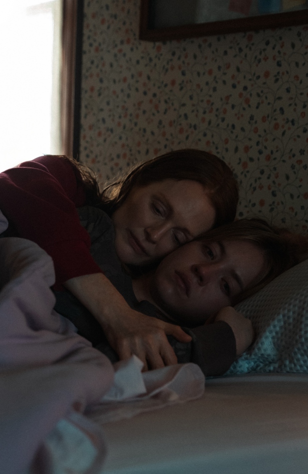 Julianne Moore i Sydney Sweeney glume majku i kćer u novom napetom psihološkom trileru
