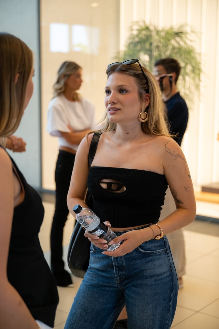 Fashion Company pop up event