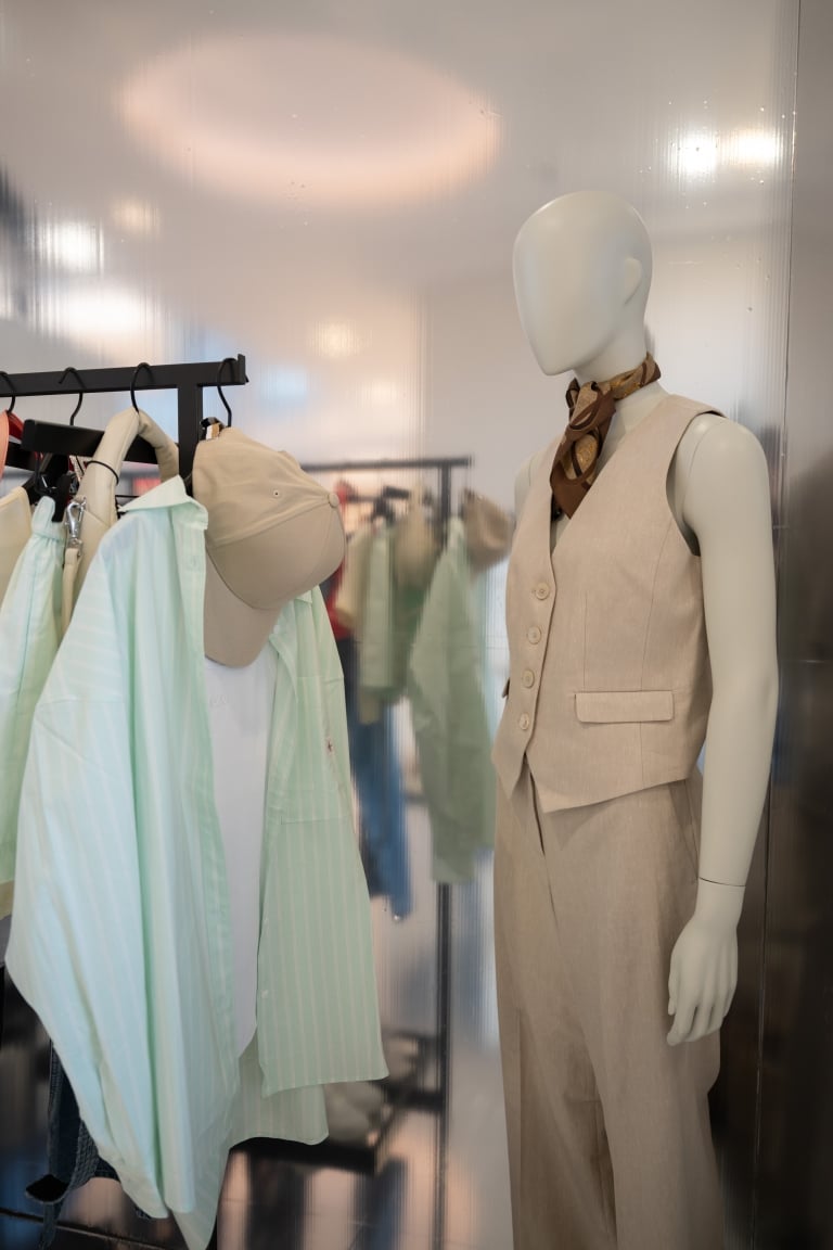 Fashion Company pop up event