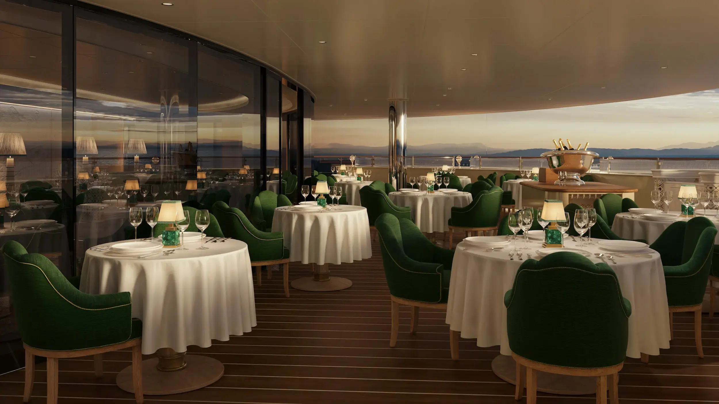 Four Seasons jahta