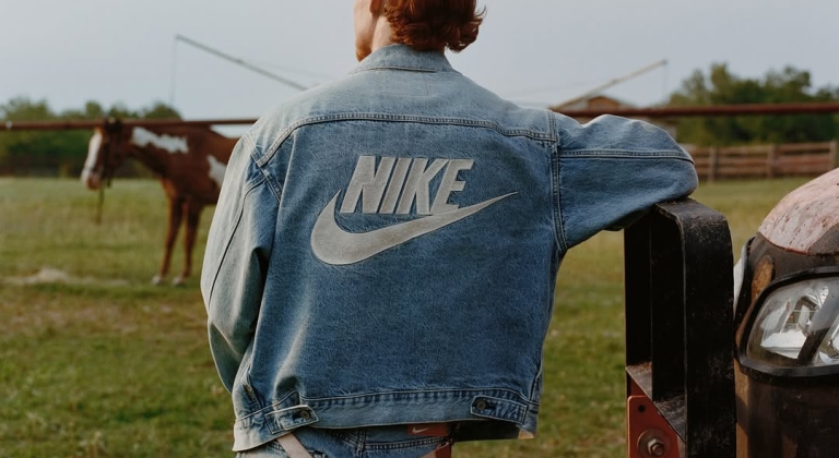 Levi's x Nike