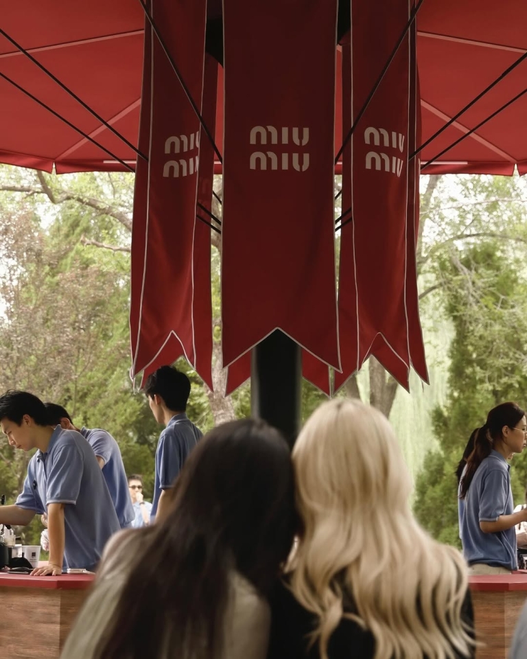 Miu Miu Summer Reads (7)