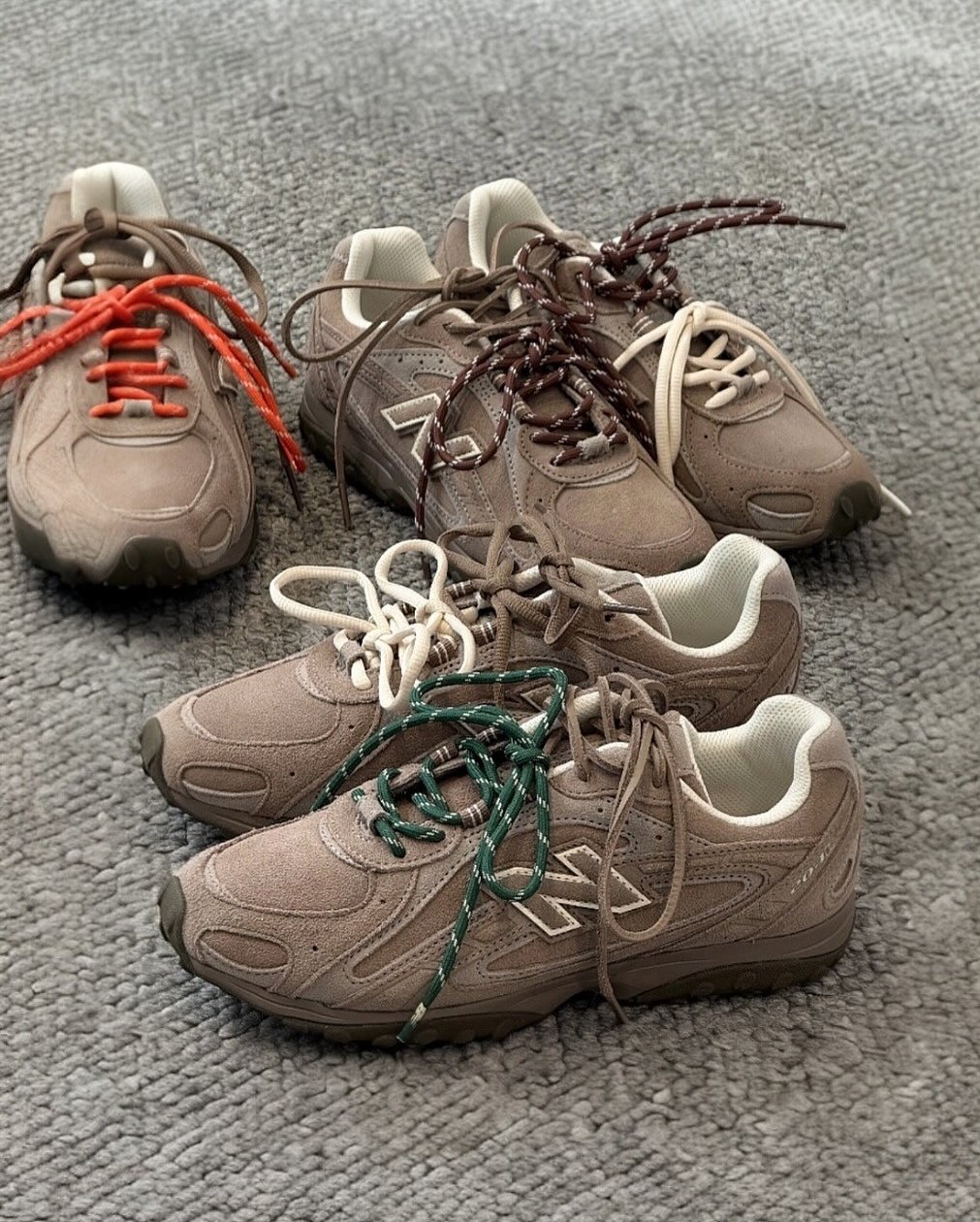 Pristupačnija verzija viralnih Miu Miu tenisica? New Balance uskoro lansira gotovo identičan model