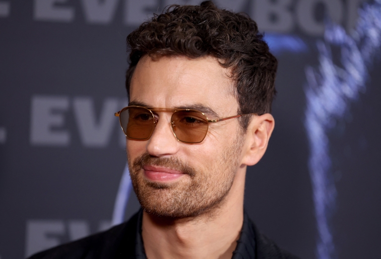 Theo James_profimedia-0963633211