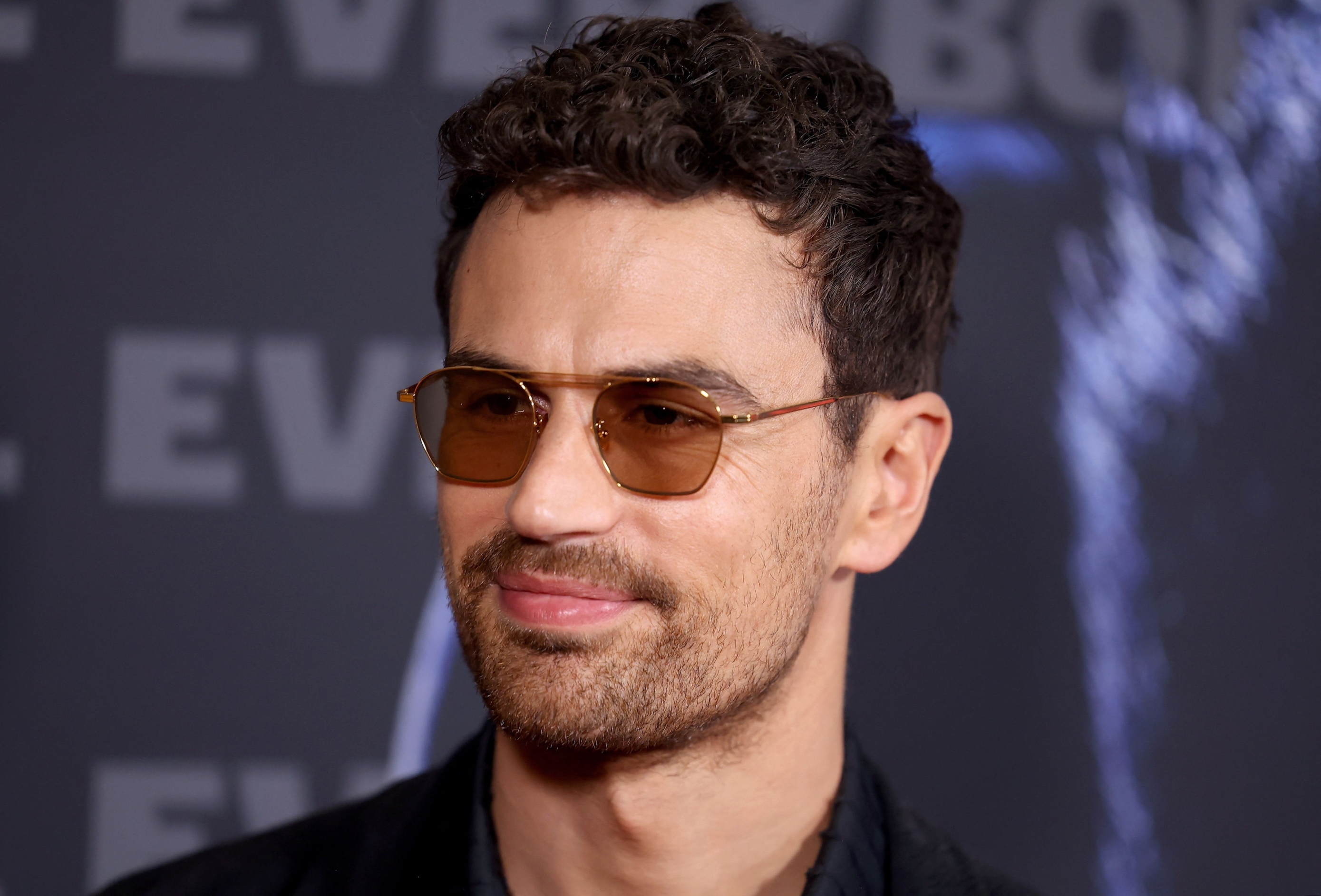 Zvijezda Bijelog lotosa Theo James otvorio je talijanski restoran u Londonu. I zvuči sjajno